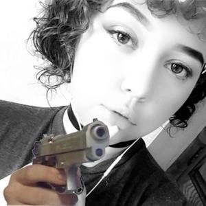 Meet your Posher, Amada mireya